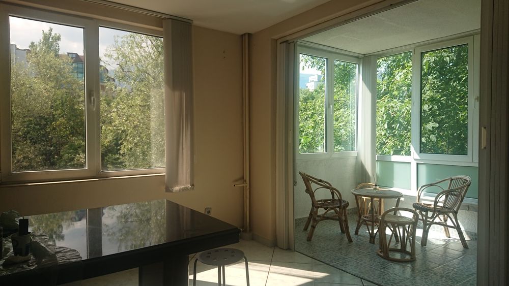 Дава се под наем Тристаен апартамент в София, Гоце Делчев - 150 кв.м за 841.5 € - Снимка #5