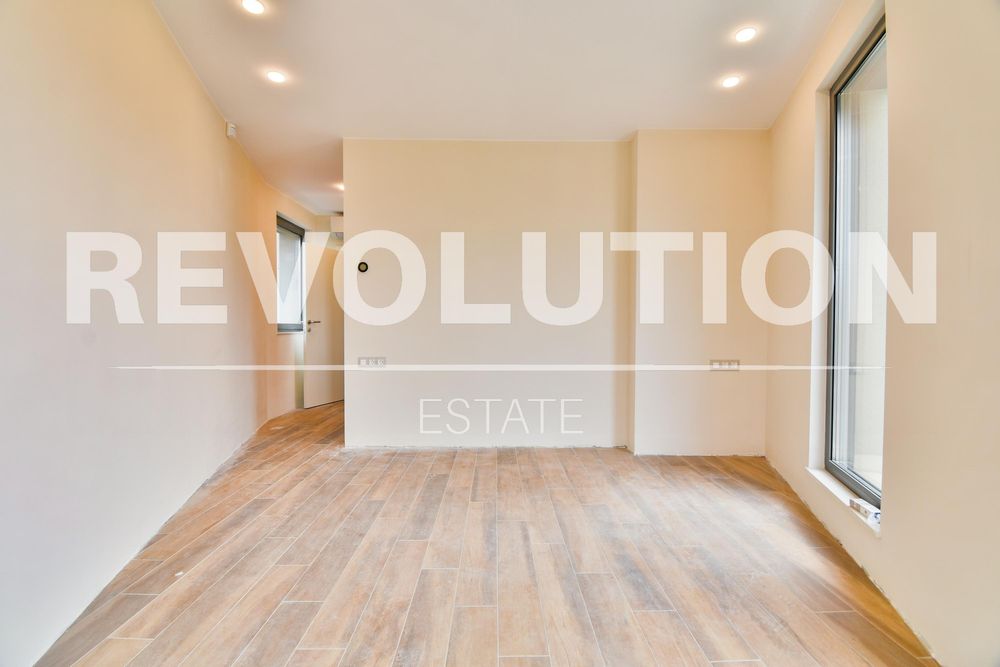 Дава се под наем Четиристаен апартамент в София, Изток - 100 кв.м за 1500 € - Снимка #8