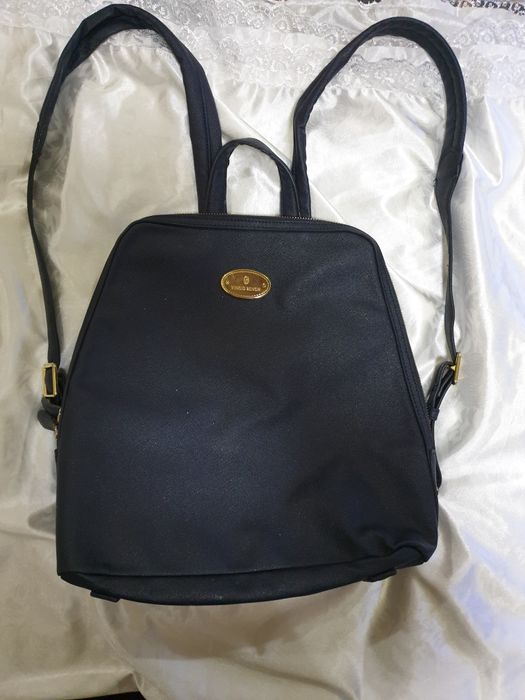 Продам новые рюкзаки.