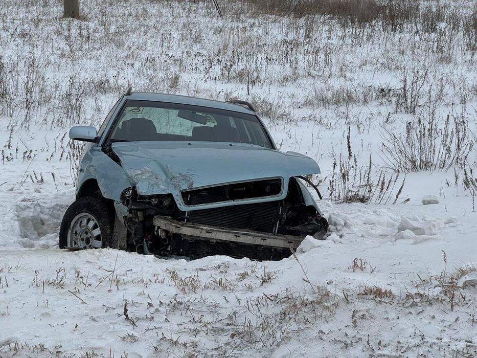 Продам ауди А4 2,6 кватро