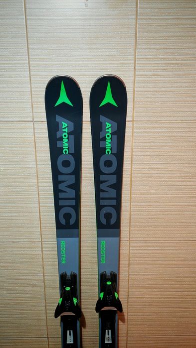 Schiuri atomic redster X7 168 cm -clapari ski