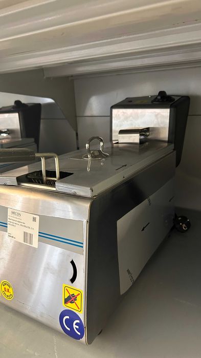 Единичен електрически фритюрник 3 литра