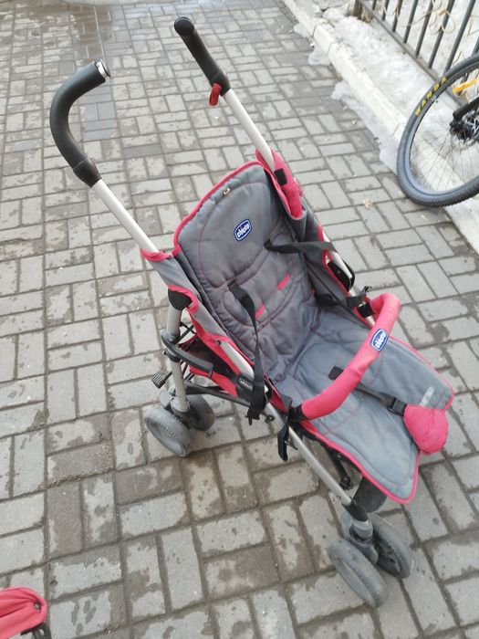 Коляска складная chicco