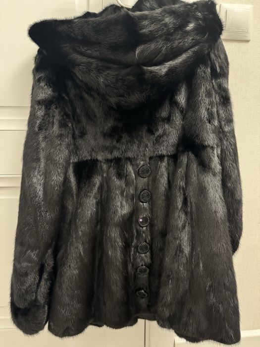 Продам натуральную шубу