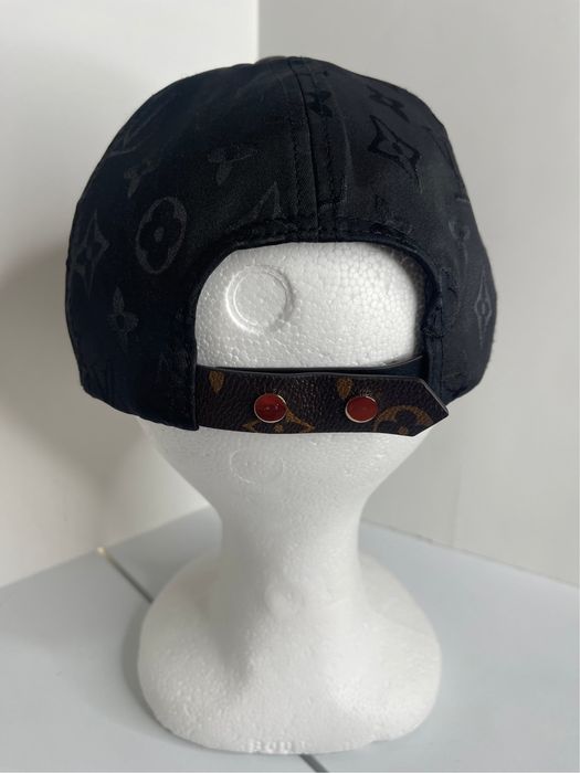 LV Louis Vuitton sapca