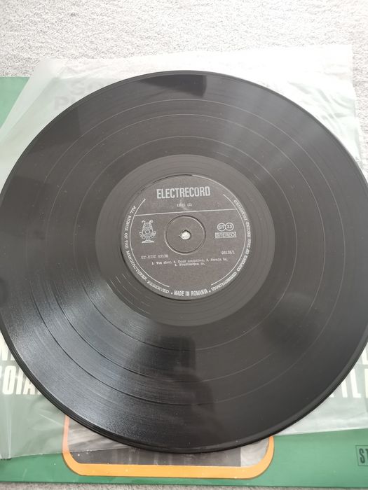 Iris 2 - album vinil impecabil