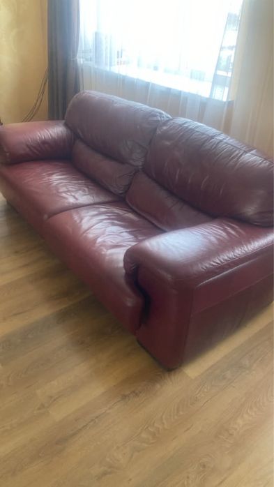 Продам комплект из мягкой мебели