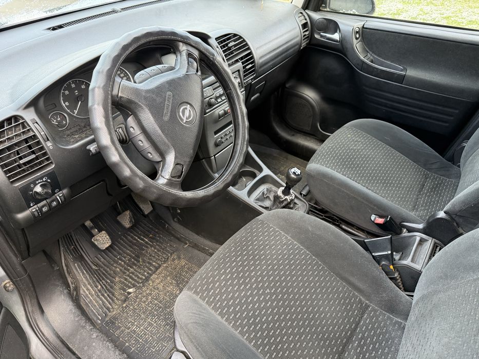 Opel zafira 2.0DTI