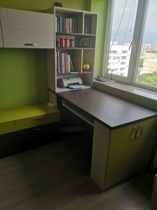 Обзавеждане за младежка стая