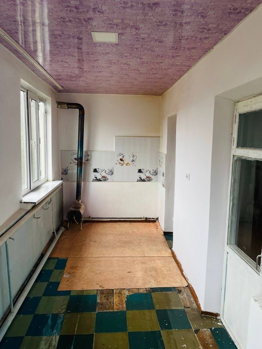 Uy sotiladi  2 xonali