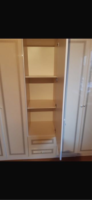 Продам спальный гарнитур б/у