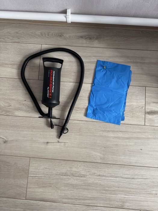 Насос для надувных матрасов.