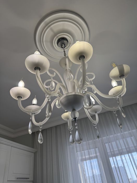 Люстра для зала, спальни , прихожей