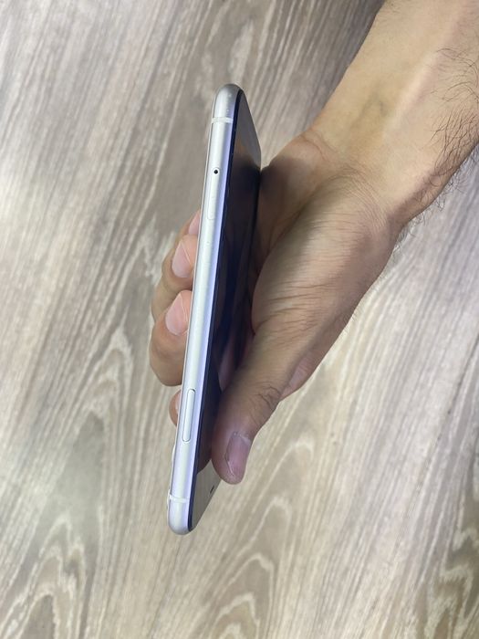 Iphone 11 белый 64гб