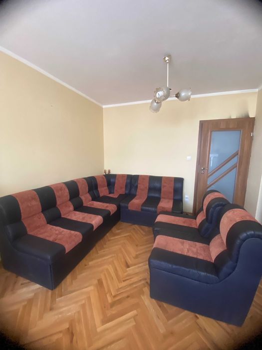 Ъглов разтегателен Диван със вградена ракла и два фотьоила