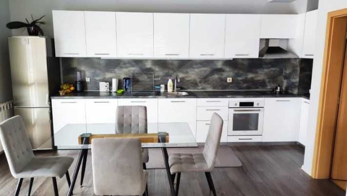 Продава се Тристаен апартамент в Пловдив, Мараша - 103 кв.м за 2331 €/кв.м - Снимка #2