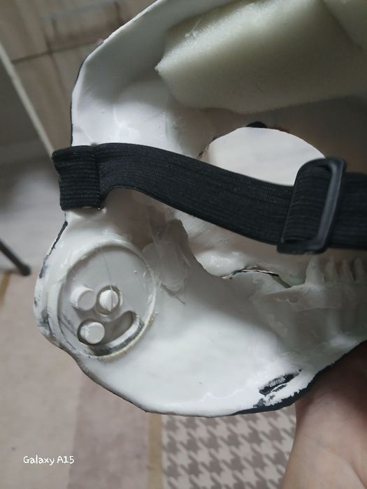 Маска раптора сломанная