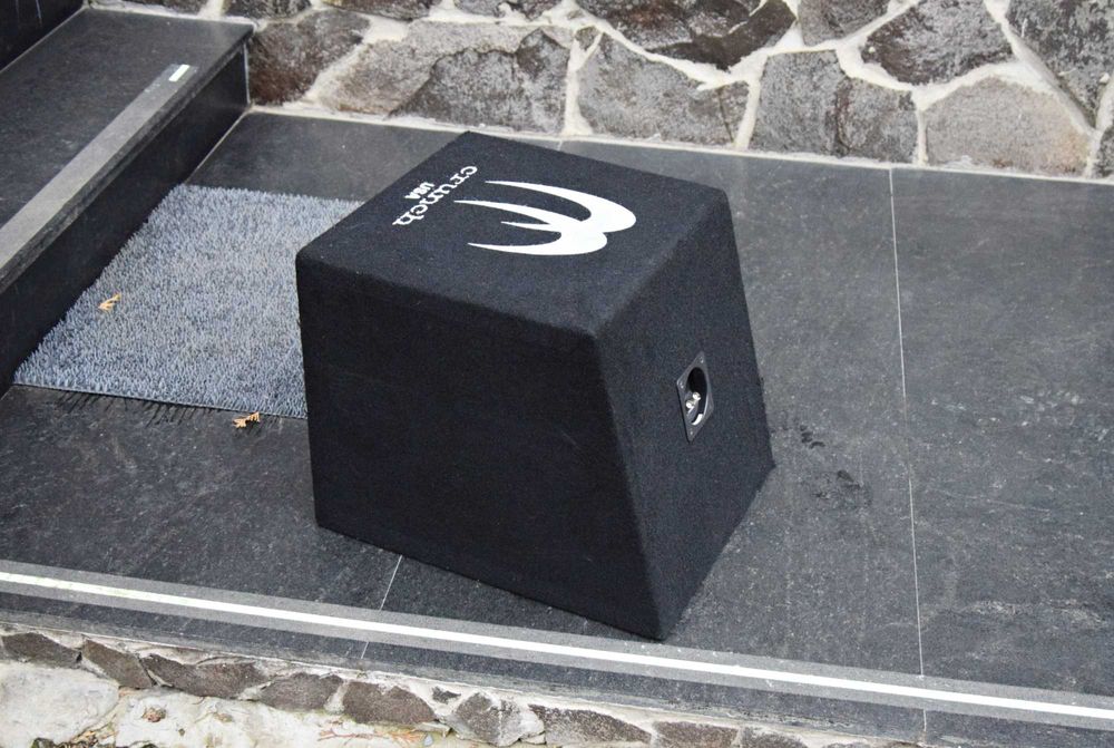 Subwoofer auto Crunch BlackMaxx MRQ 12