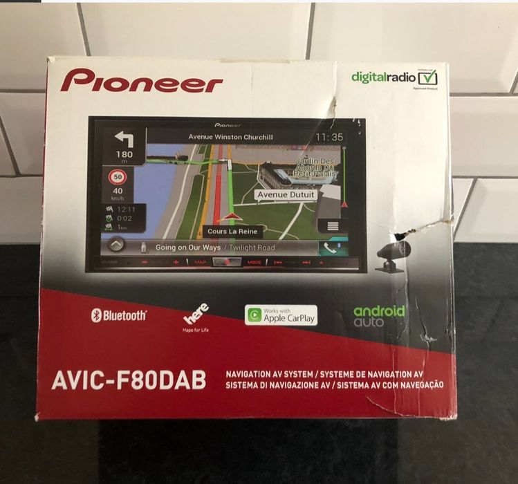 Продавам Pioneer AVIC-F80DAB