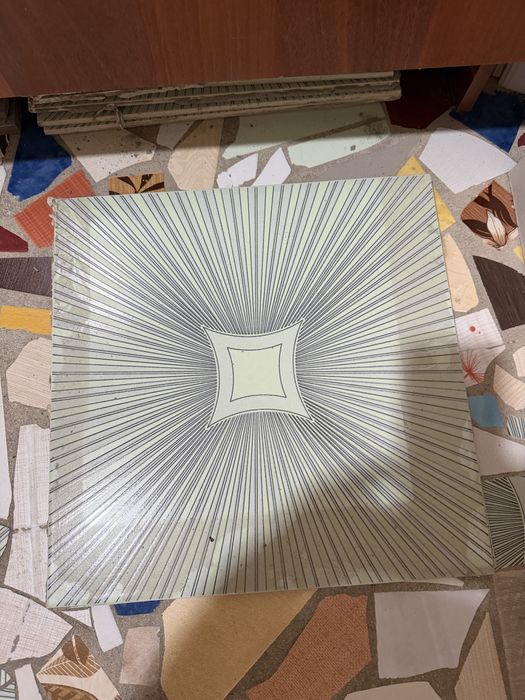 Стол-шкаф трансформер,кафель 60 на 60