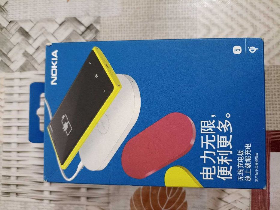 Беспроводная зарядка Nokia DT-900