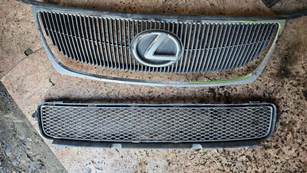 Lexus gs 190 решетка радиатора
