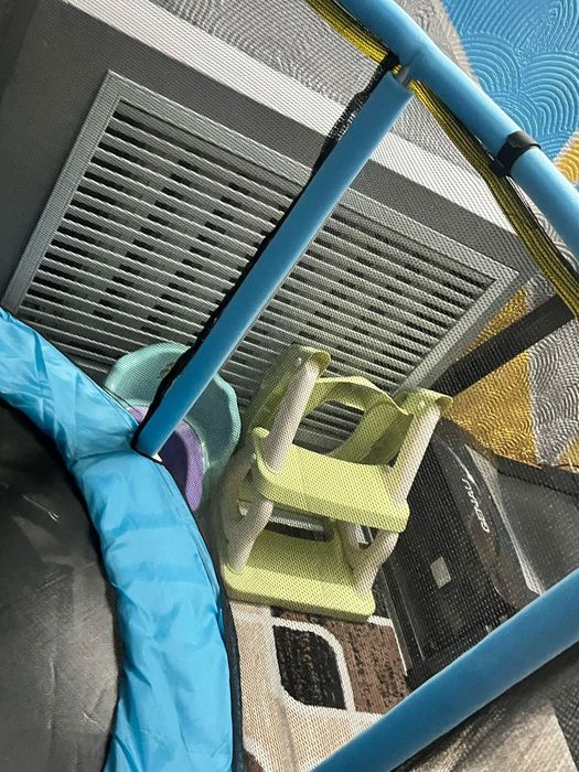 Батут  150 кг почти не пользовались