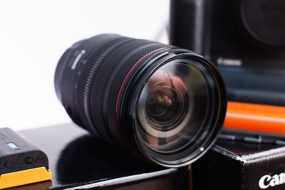 Canon EOS R | Пълен комплект | 24-105 F4 L + 50 F1.8 + BG-E22