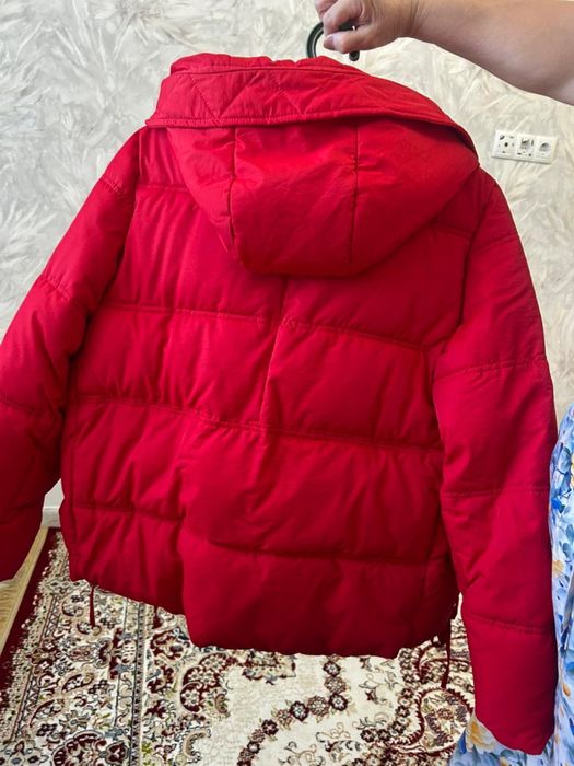 Продам куртку короткая
