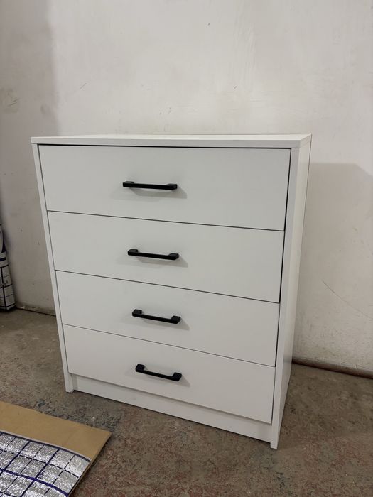 Komod Комод честир eng arzon naxlarda chegirmada ulgurib qoling