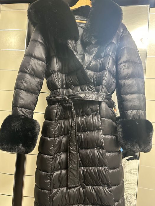 Дамско яке с качулка, ново купено от румънски сайт размер М по етикет.