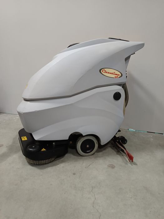 Акумулаторна подопочистваща машина IPC Cleantime BD 60