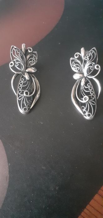 Продам кулон серебряный и серьги