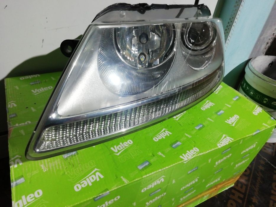 Фар Фарове за Volkswagen Phaeton / Фолксваген Файтон Bi-Xenon.