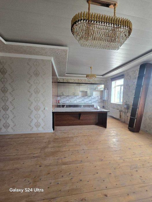 Продаётся 2х комн квартира на 3 этаже Ор-р Мафтуна бар