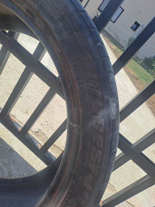 Cauciucuri bridgestone 275 40 20 varaa