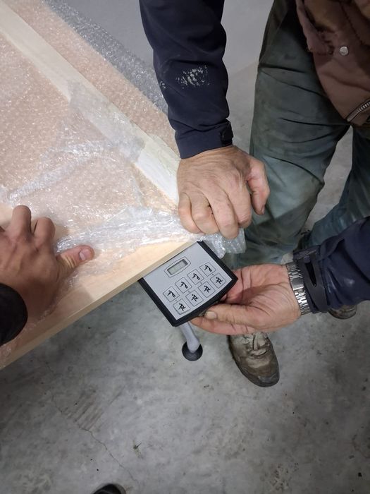 Birou electric, masa