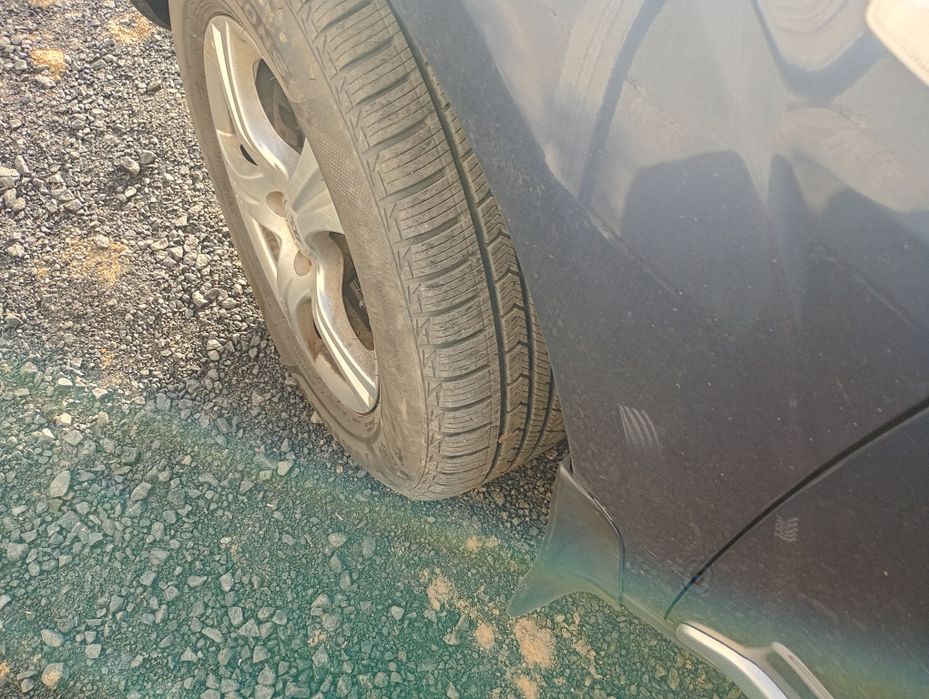 Vând Mitsubishi outlender