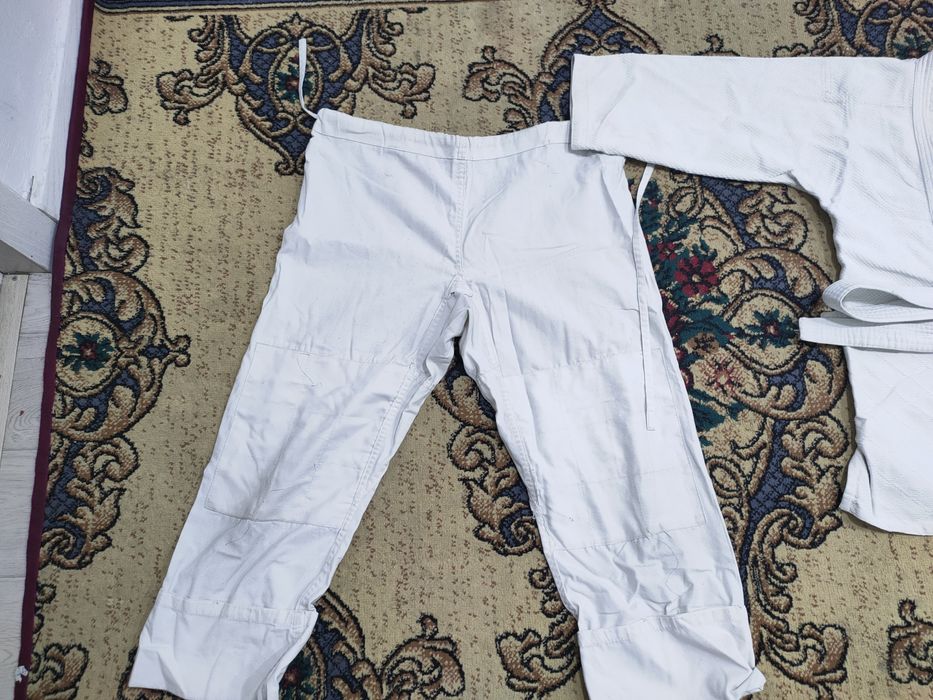 Продам кимано для карате, дзудо