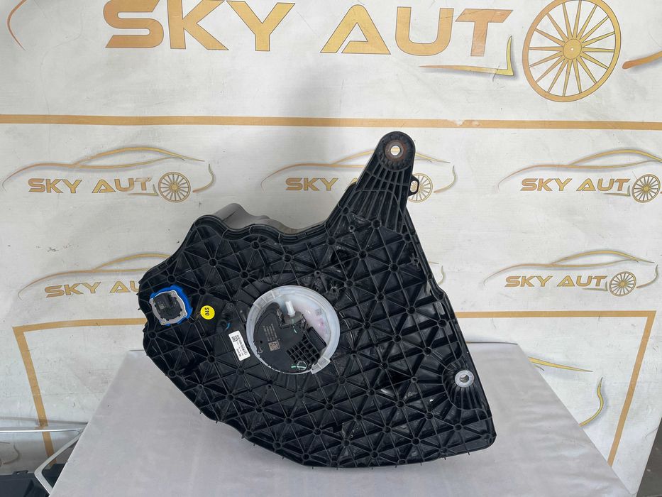 Rezervor Adblue Audi A4 8W / A5 dupa 2016 cod 8W0131878BS / 4067439AF