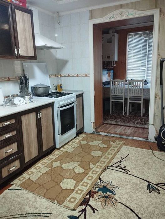 Продаю квартиру в хорошем районе