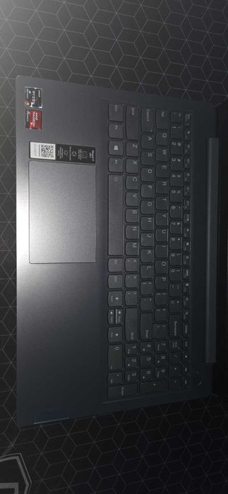 Lenovo IdeaPad 3 15ALC6 Ryzen 5 5500U / 16GB RAM / SSD NVMe 512GB / Windows 11