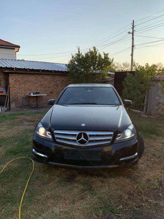 На Части Mercedes W204 C220 Facelift AMG Pack OM651