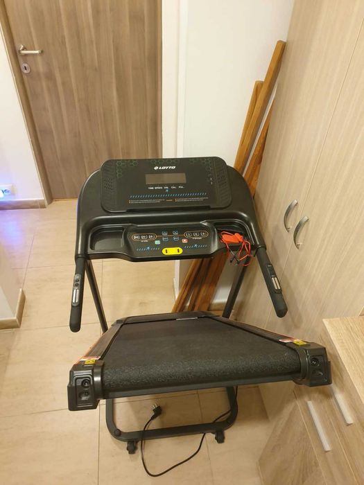 Banda de alergat electrica Lotto Step 200 - NEGOCIABIL