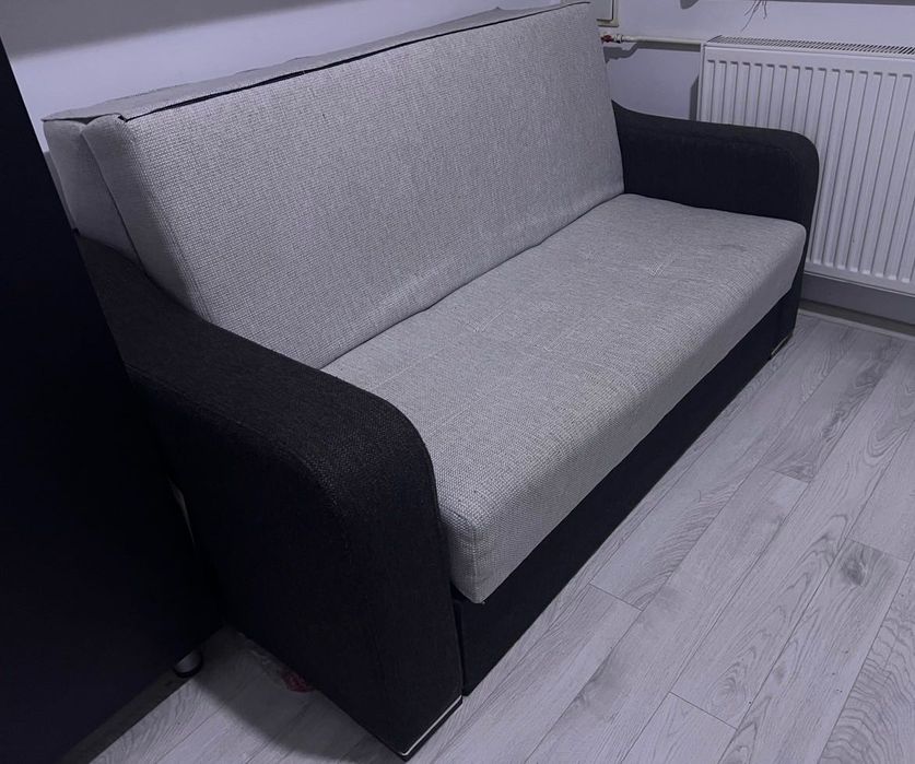 Vând canapea extensibila