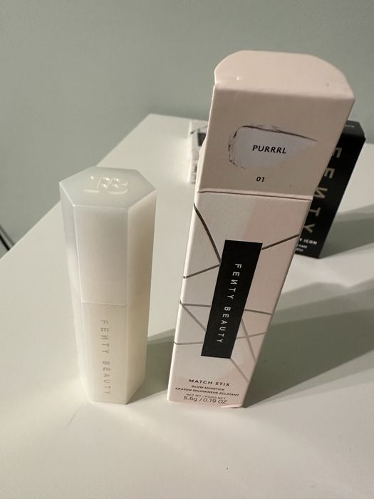 Fenty Beauty и Rare Beauty гримове