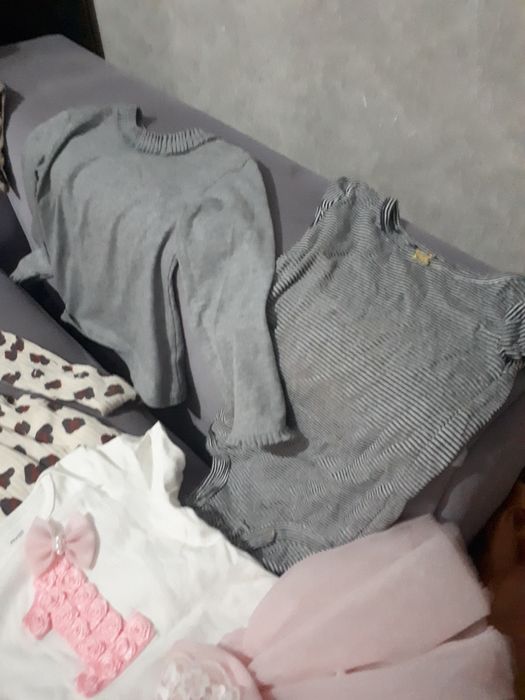 Детские вещи бу в отличном состоянии.  От 1 года до 3 лет. На девочку