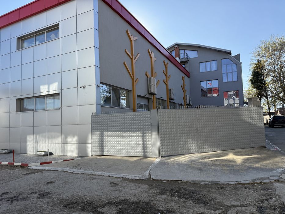 Дава се под наем Промишлена сграда в Асеновград - 650 кв.м за 1785 € - Снимка #2