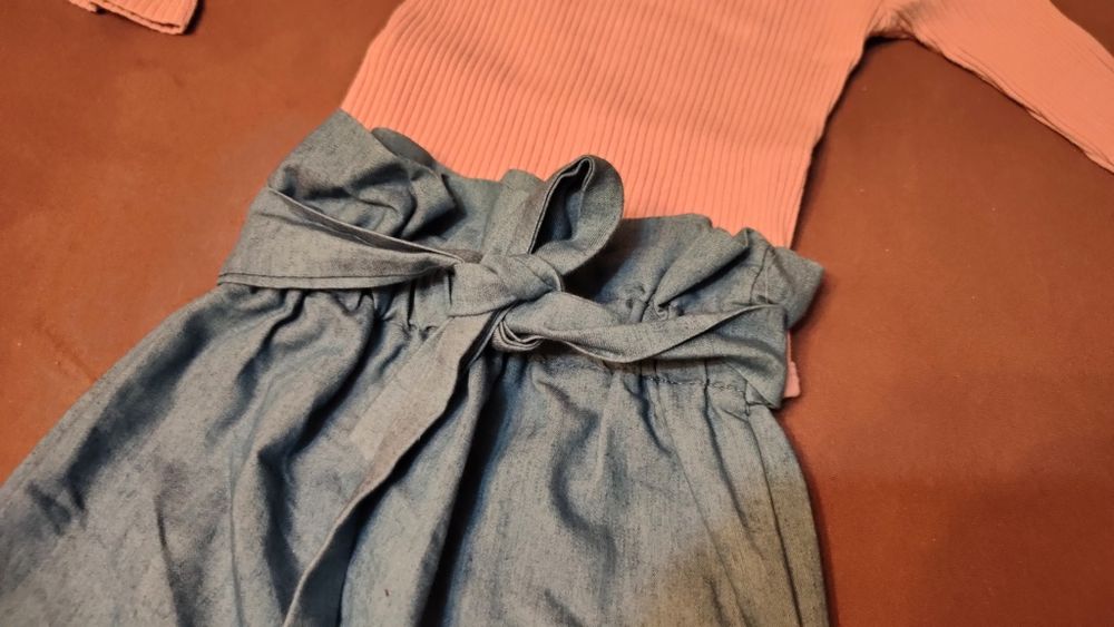 Бебешки сет от боди и панталон