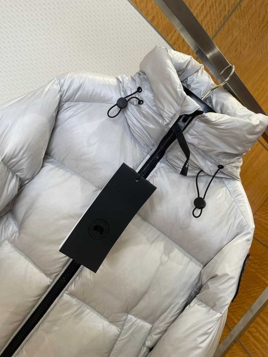 Geaca cu puf Canada Goose Premium